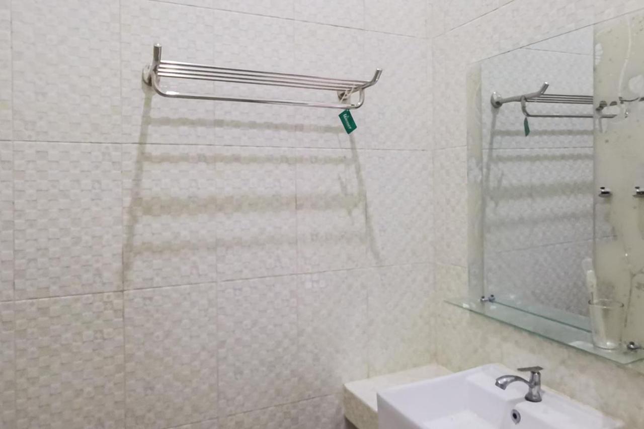 Reddoorz Near Pantai Pancer Door Pacitan Ξενοδοχείο Εξωτερικό φωτογραφία